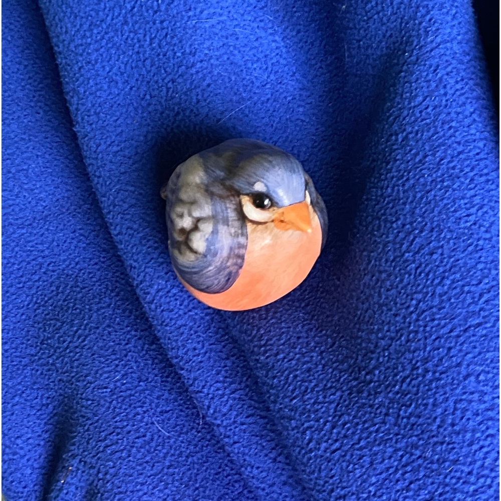 Bluebird ceramic 2-3 “ round bird decoration